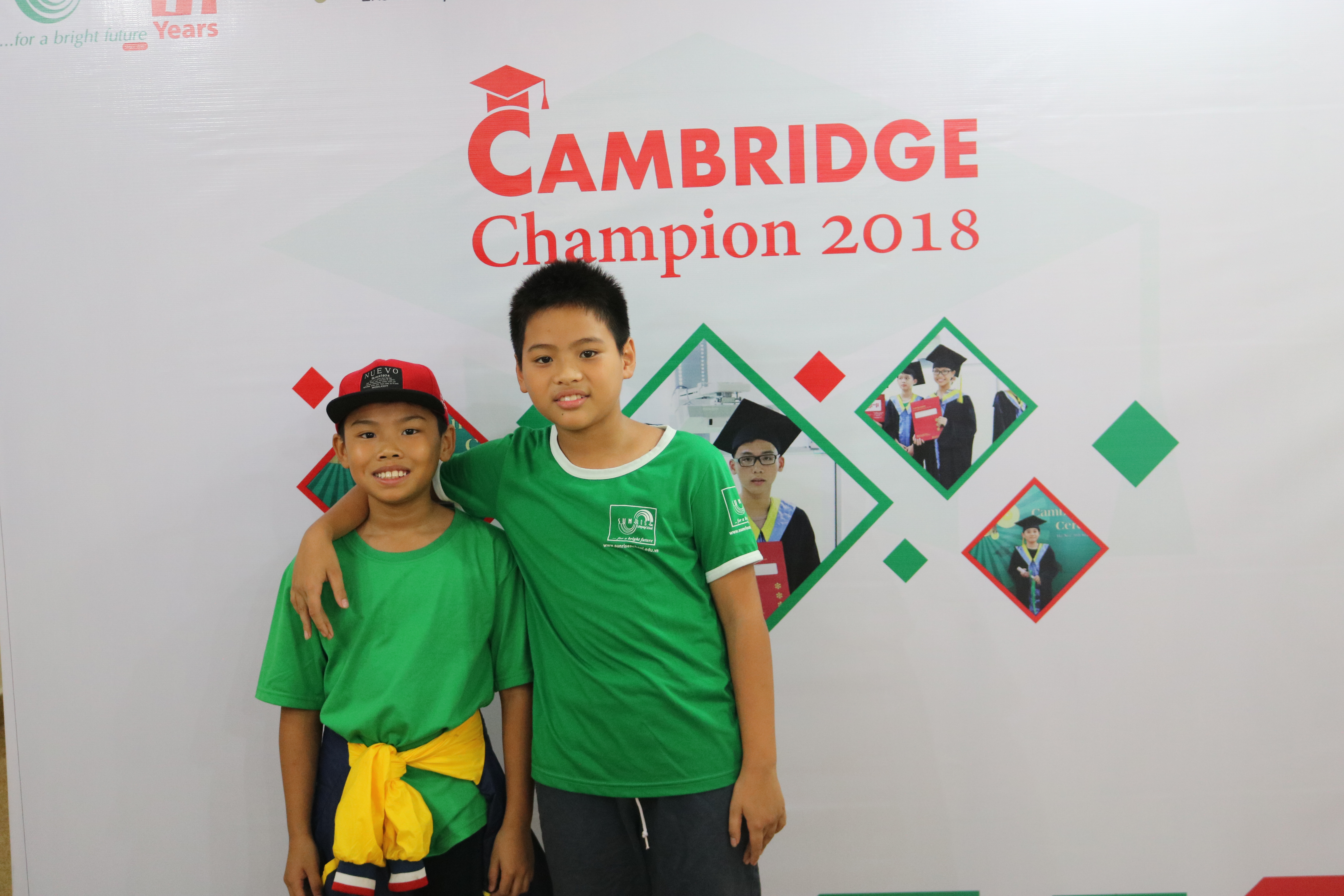 NHỮNG NHÀ VÔ ĐỊCH CAMBRIDGE CHAMPION CỦA SLS